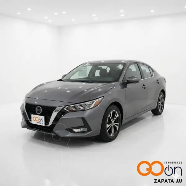 Foto Nissan Sentra Advance usado (2023) color NIS  GRIS OXFORD precio $320,000