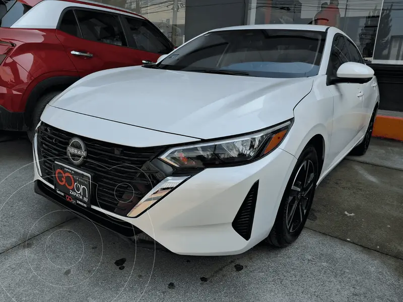 Foto Nissan Sentra Advance usado (2024) color NIS B BLANCO PERLADO precio $355,000
