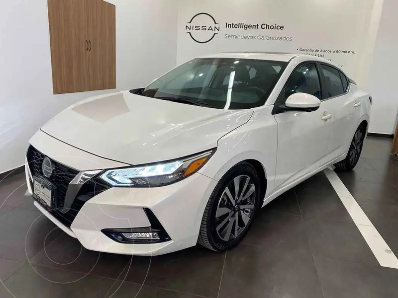 Foto Nissan Sentra Exclusive Aut usado (2021) color Blanco precio $375,000