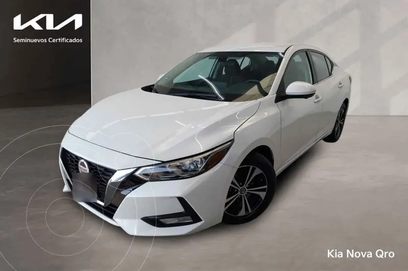 Foto Nissan Sentra Advance Aut usado (2023) color Blanco precio $340,000