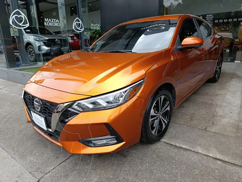 Foto Nissan Sentra Advance usado (2023) color Naranja precio $307,000