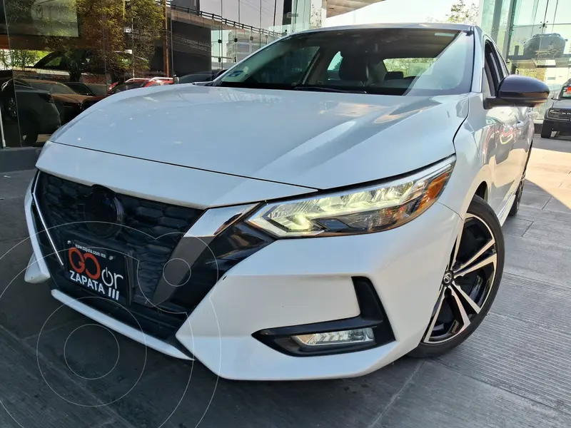 Foto Nissan Sentra SR Platinum Aut usado (2022) color Blanco financiado en mensualidades(enganche $97,828 mensualidades desde $7,481)