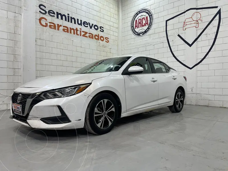 Foto Nissan Sentra Sense Aut usado (2022) color Blanco precio $200,000