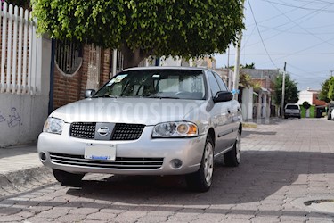 Nissan Sentra SE usado (2006) color Gris Plata precio $59,000