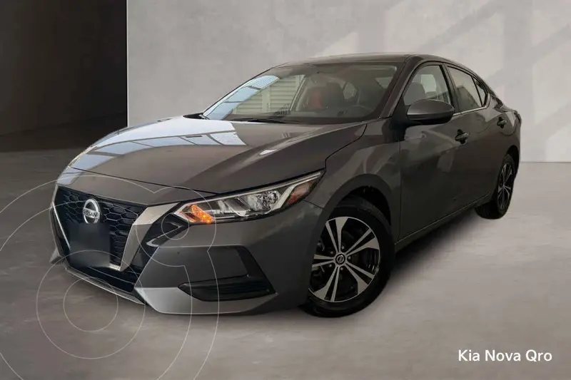 Foto Nissan Sentra Sense Aut usado (2023) color Gris financiado en mensualidades(enganche $89,925 mensualidades desde $7,719)