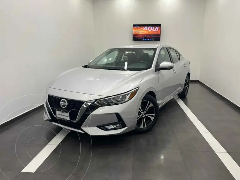 Foto Nissan Sentra Advance usado (2023) color Plata financiado en mensualidades(enganche $74,800 mensualidades desde $7,379)