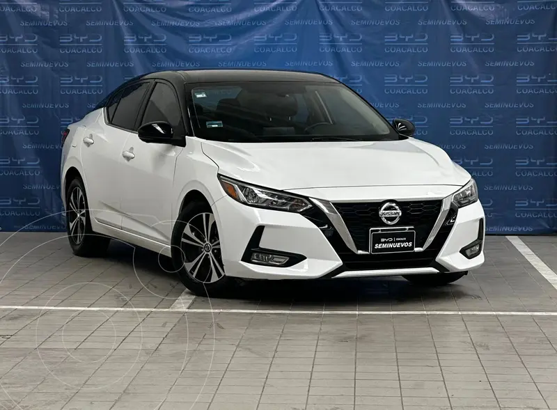 Foto Nissan Sentra Advance usado (2023) color Blanco precio $315,000
