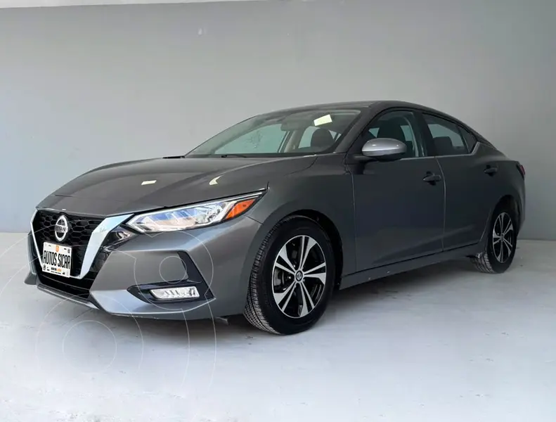 Foto Nissan Sentra Sense Aut usado (2023) color Gris Oscuro precio $299,000