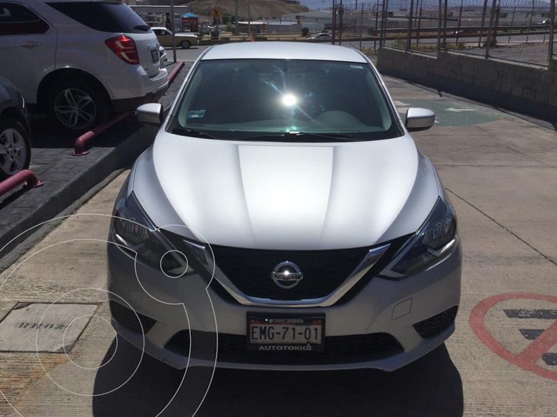 Foto Nissan Sentra Sense usado (2017) color Plata Dorado precio $183,000