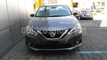 foto Nissan Sentra 4P ADVANCE L4/1.8 MAN usado (2017) color Gris precio $210,000