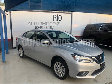 foto Nissan Sentra Advance usado (2018) color Plata precio $229,000