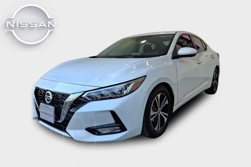 Foto Nissan Sentra Advance Aut usado (2023) color Blanco precio $342,000