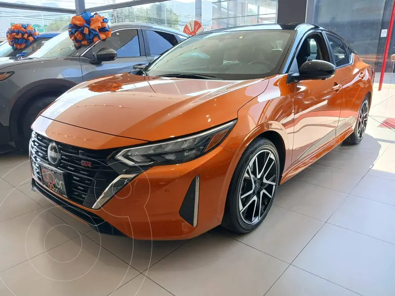 Foto Nissan Sentra SR Platinum usado (2024) color Naranja financiado en mensualidades(enganche $117,175 mensualidades desde $8,960)