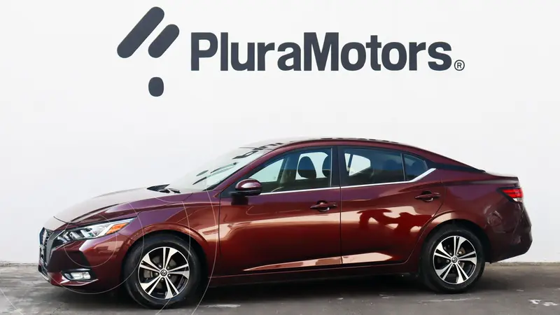 Foto Nissan Sentra Advance usado (2023) color Rojo precio $335,000