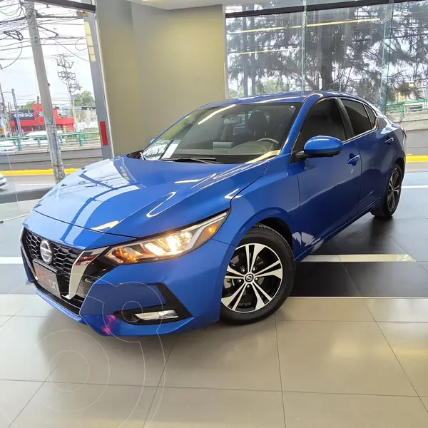Foto Nissan Sentra Advance usado (2024) color Azul financiado en mensualidades(enganche $102,188 mensualidades desde $7,814)
