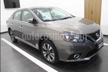foto Nissan Sentra Exclusive Aut NAVI usado (2017) color Gris precio $259,000