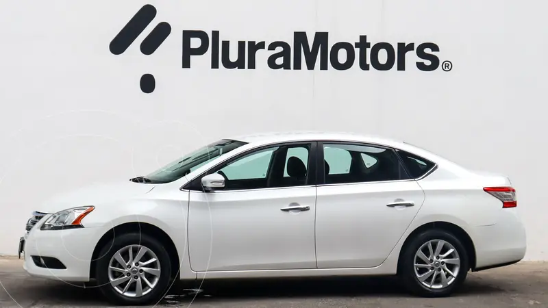Foto Nissan Sentra Advance Aut usado (2015) color Blanco precio $155,000