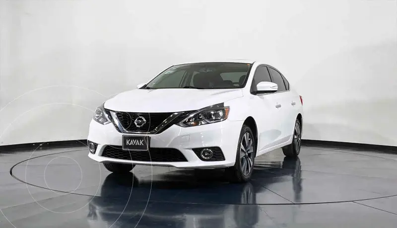 Foto Nissan Sentra Exclusive Aut usado (2018) color Negro precio $309,999