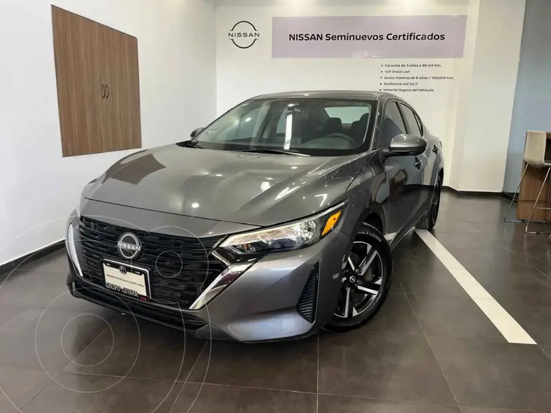 Foto Nissan Sentra Advance Aut usado (2024) color Gris financiado en mensualidades(enganche $82,500 mensualidades desde $8,139)