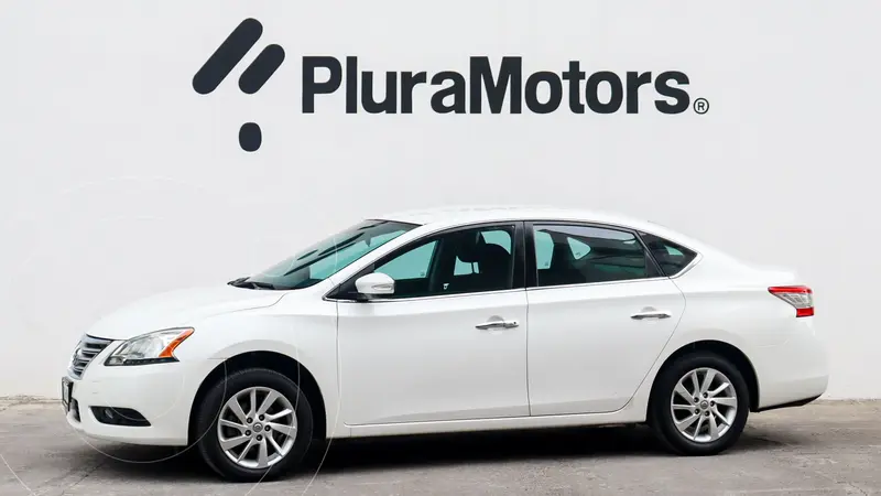 Foto Nissan Sentra Advance Aut usado (2016) color Blanco precio $159,000