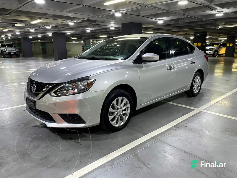 Foto Nissan Sentra Sense Aut usado (2017) color plateado precio $170,000