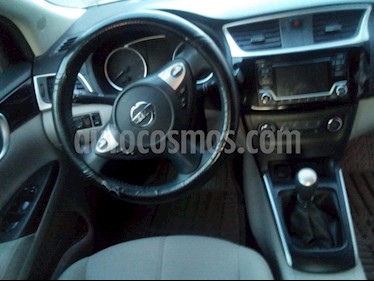 foto Nissan Sentra Advance Aut usado (2017) color Blanco precio $176,000