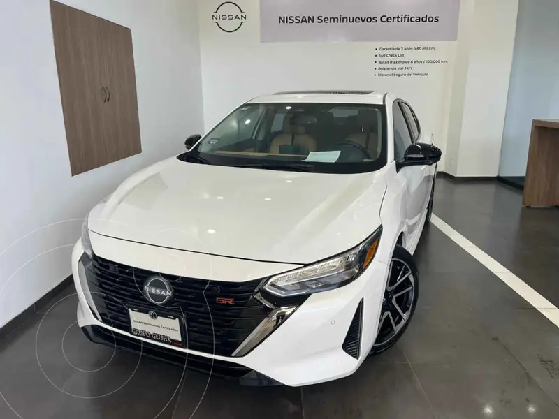 Foto Nissan Sentra SR Platinum CVT usado (2025) color Blanco financiado en mensualidades(enganche $102,300 mensualidades desde $10,092)