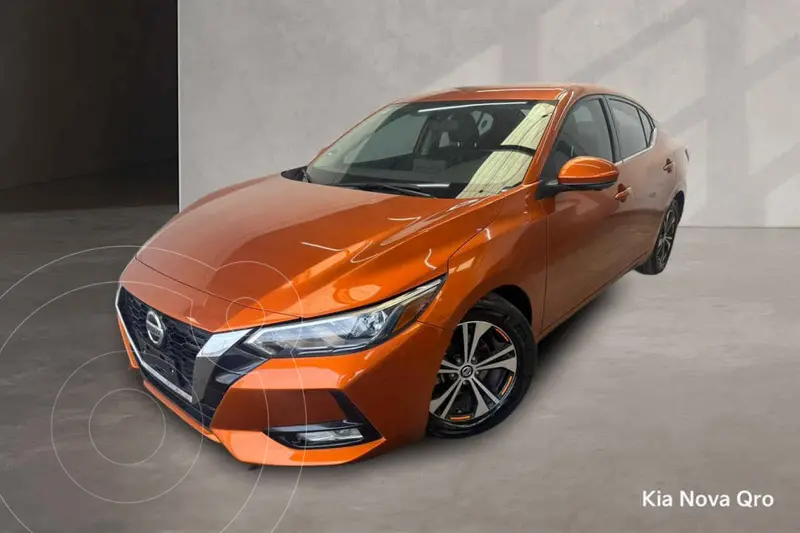 Foto Nissan Sentra Advance Aut usado (2023) color Naranja financiado en mensualidades(enganche $92,650 mensualidades desde $7,953)