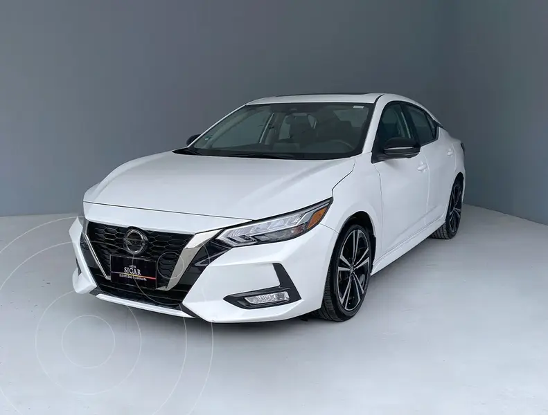 Foto Nissan Sentra SR Aut usado (2023) color Blanco precio $329,000