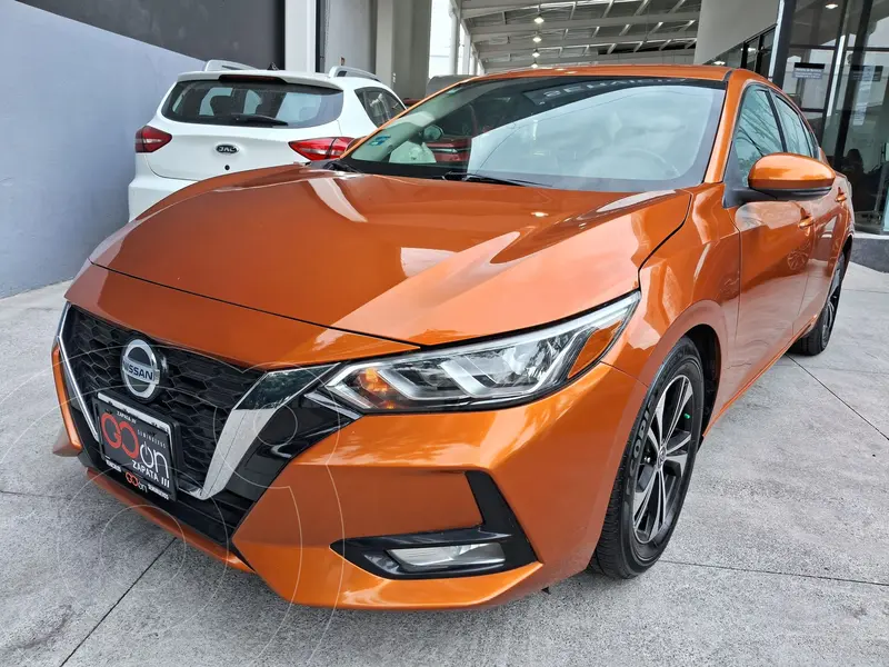 Foto Nissan Sentra Advance usado (2020) color Naranja precio $255,000