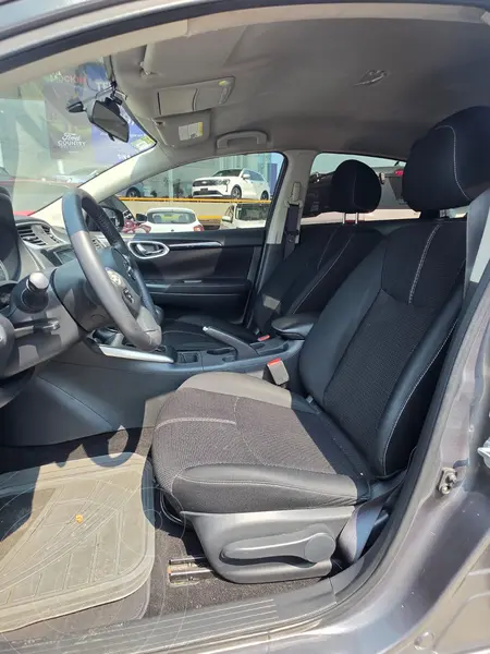 nissan sentra