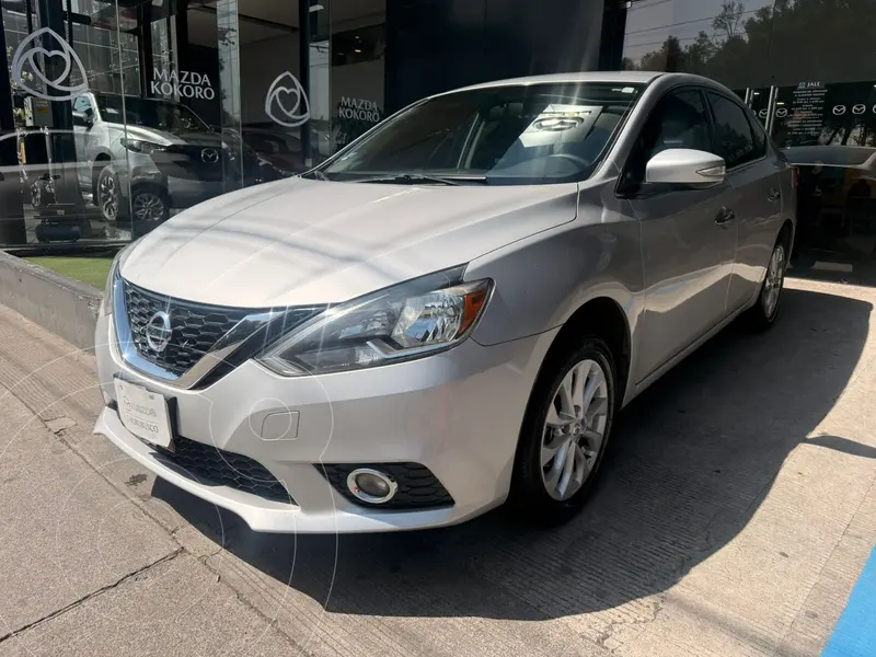 Foto Nissan Sentra Advance Aut usado (2018) color Plata precio $197,000