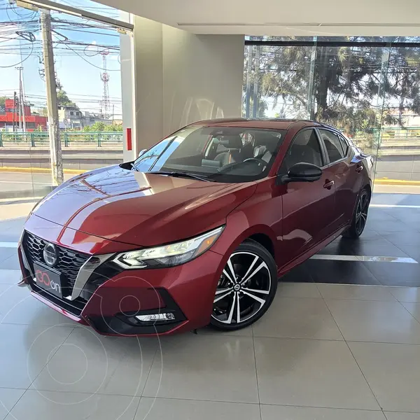 Foto Nissan Sentra SR Aut usado (2023) color Rojo financiado en mensualidades(enganche $113,088 mensualidades desde $8,648)