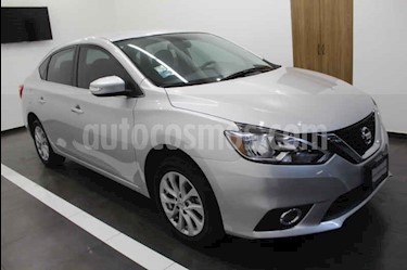 foto Nissan Sentra Advance usado (2018) color Plata precio $235,000