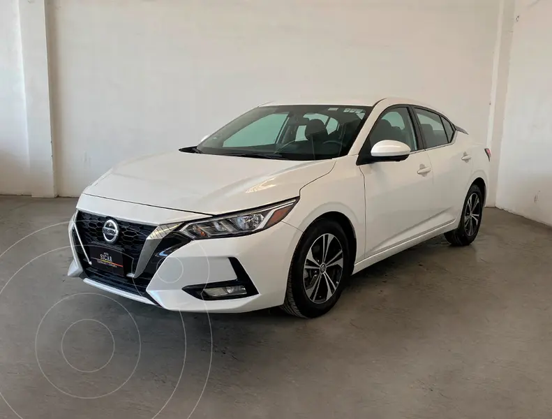 Foto Nissan Sentra Advance usado (2023) color Blanco precio $329,000