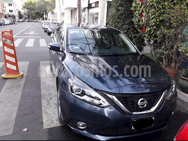 foto Nissan Sentra Exclusive NAVI Aut usado (2017) color Azul Eléctrico precio $213,000