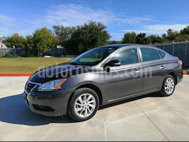 Nissan Sentra Advance usado (2015) color Gris precio $155,000