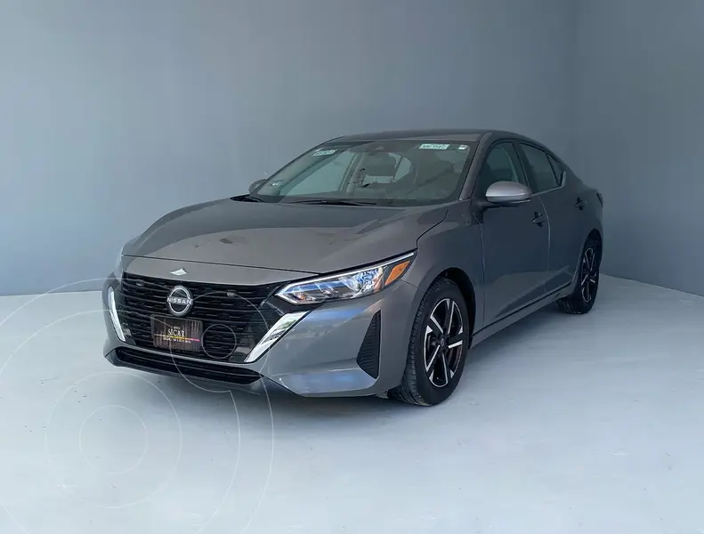 Foto Nissan Sentra Advance usado (2024) color Gris precio $359,000
