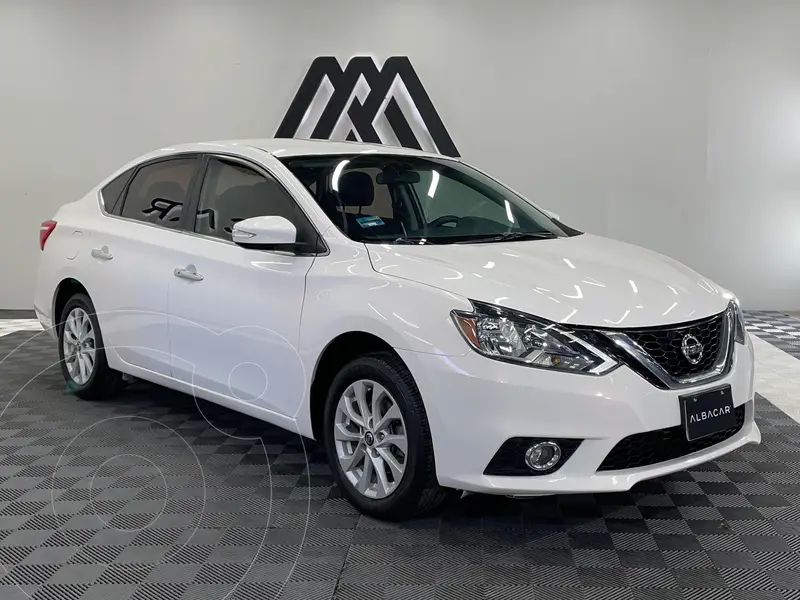Foto Nissan Sentra Advance Aut usado (2017) color Blanco precio $209,999
