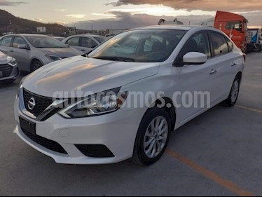 foto Nissan Sentra 4p Sense L4/1.8 Aut usado (2018) color Blanco precio $210,000