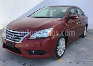 Nissan Sentra Exclusive NAVI Aut usado (2016) color Rojo precio $210,000