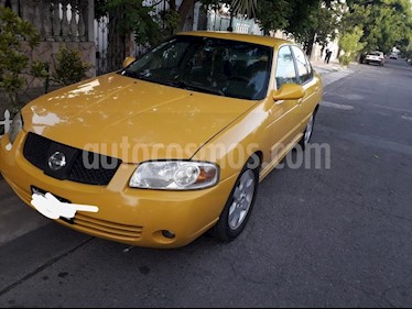 foto Nissan Sentra SE usado (2005) color Amarillo precio $56,000