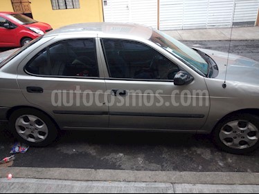 foto Nissan Sentra Sense Aut usado (2005) color Gris precio $57,000