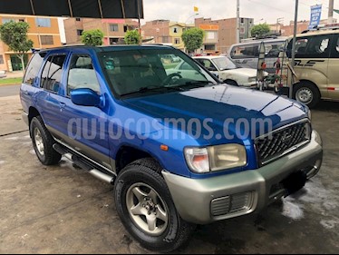 Foto Nissan Terrano II Sport 5 puertas usado (1999) color Azul precio u$s5,300