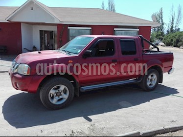 foto Nissan Terrano 2.5L Diesel CS usado (2005) color Rojo precio $5.200.000