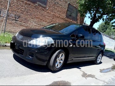 foto Nissan Tiida Hatchback Acenta usado (2009) color Negro precio $250.000
