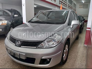 Nissan Tiida Hatchback Tekna usado (2010) color Gris Claro precio $370.000