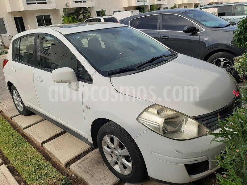 Nissan Tiida HB Premium usado (2007) color Blanco precio $68,000