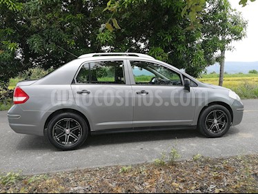 Foto venta Carro usado Nissan Tiida Sedan 1.8L (2013) color Gris precio $18.000.000