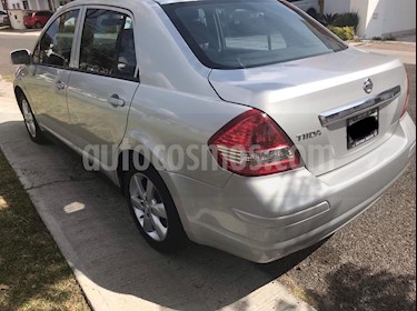 Foto Nissan Tiida Sedan Advance Aut usado (2016) color Plata precio $170,000